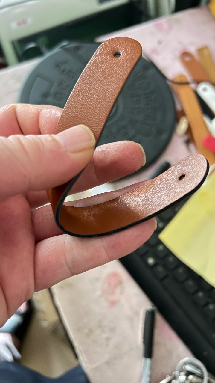 车缝油边pu皮革提手皮质皮革pu手提真皮提手皮革包边皮手挽带拉手