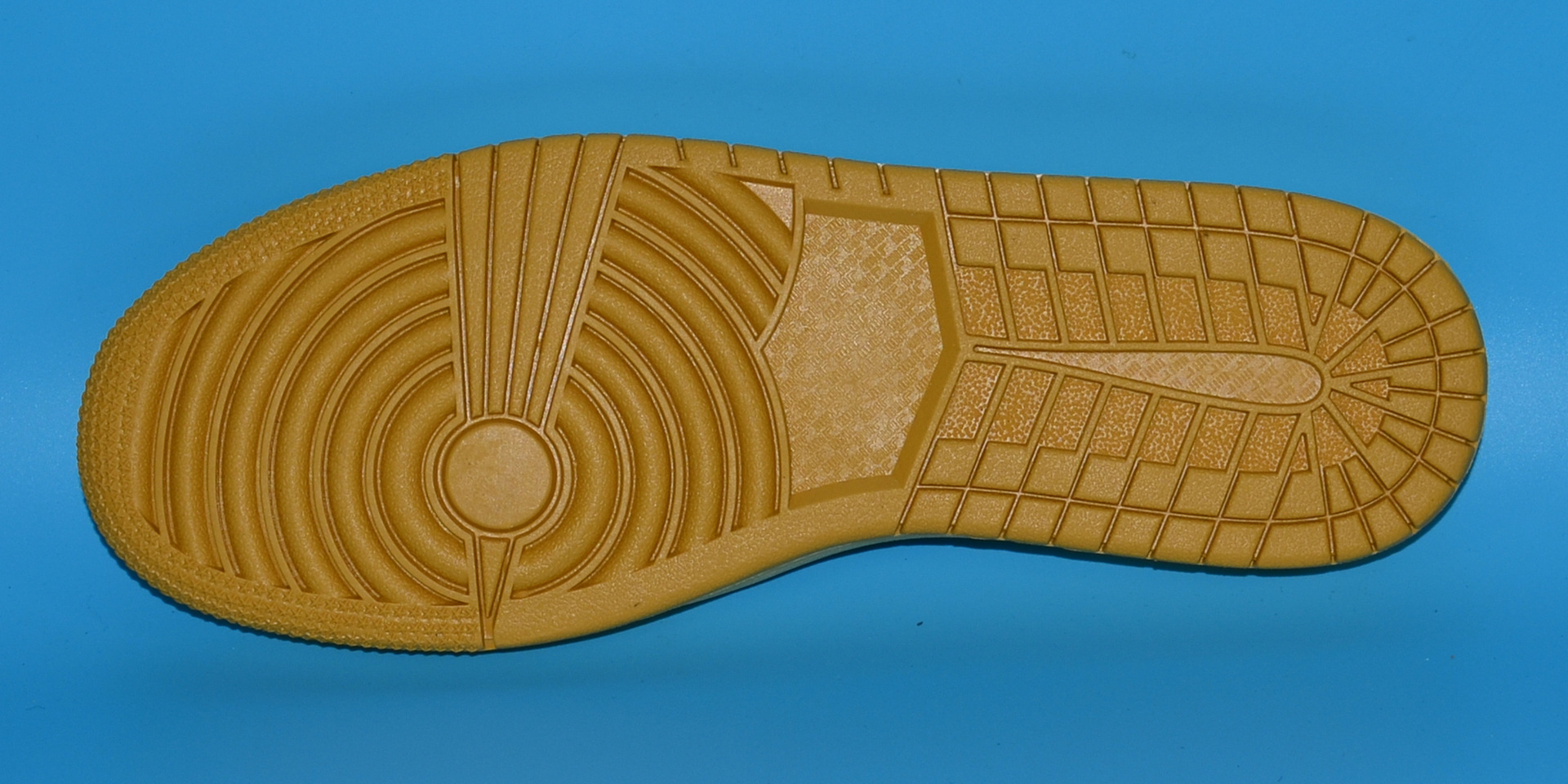 aj运动休闲男女款小白鞋滑板鞋橡胶鞋底 rubber sole 橡胶大底