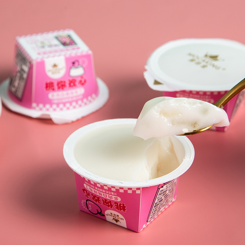 摩咔金葡萄味果肉布丁小包装草莓味果冻多肉布丁休闲下午零食批发