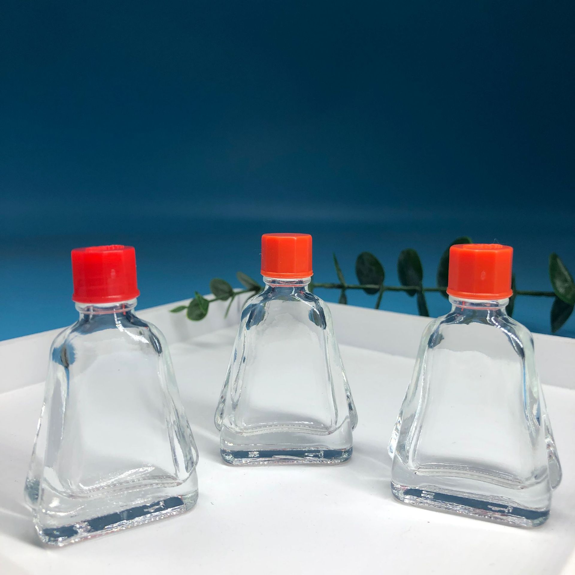 厂家定制清凉油瓶 活络油瓶 斧标风油精玻璃瓶7ml透明风油精瓶