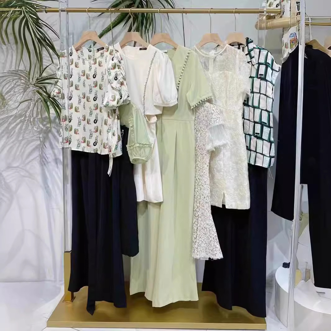 四季青服装杭州品牌折扣女装批发夏季连衣裙外贸尾单清货衣服女