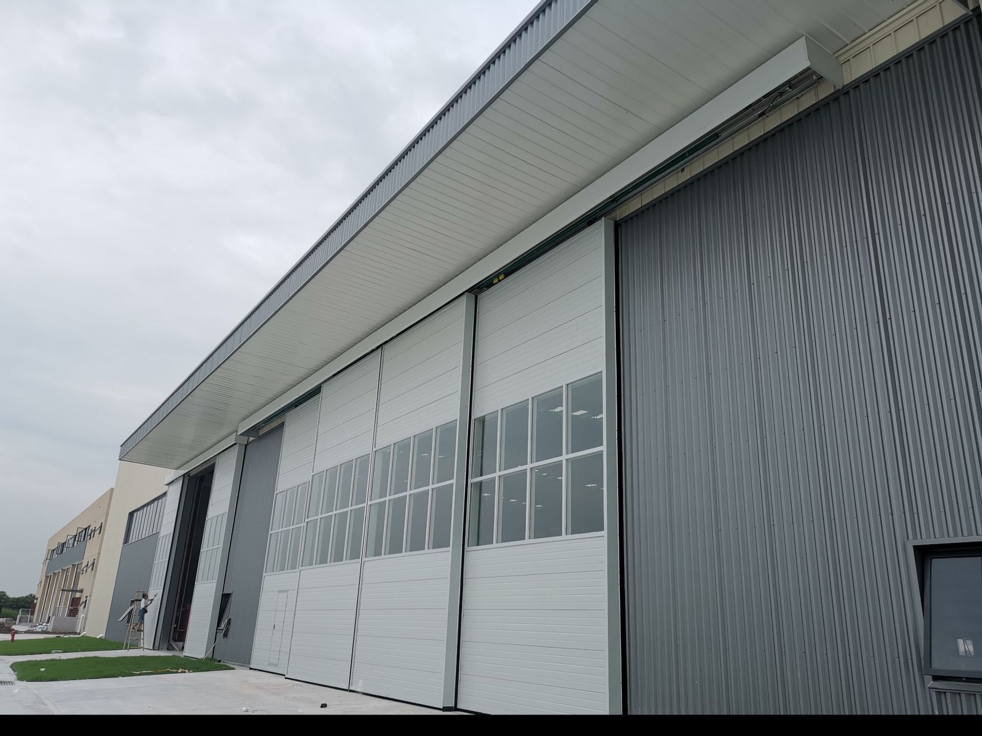 启门工业平移门厂房电动推拉门车间彩钢板夹芯工业推拉门零售批发