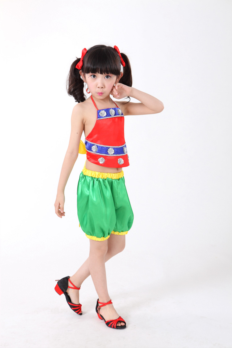 小荷风采拍拍手舞蹈演出服儿童表演服幼儿园男女童红肚兜可爱娃娃
