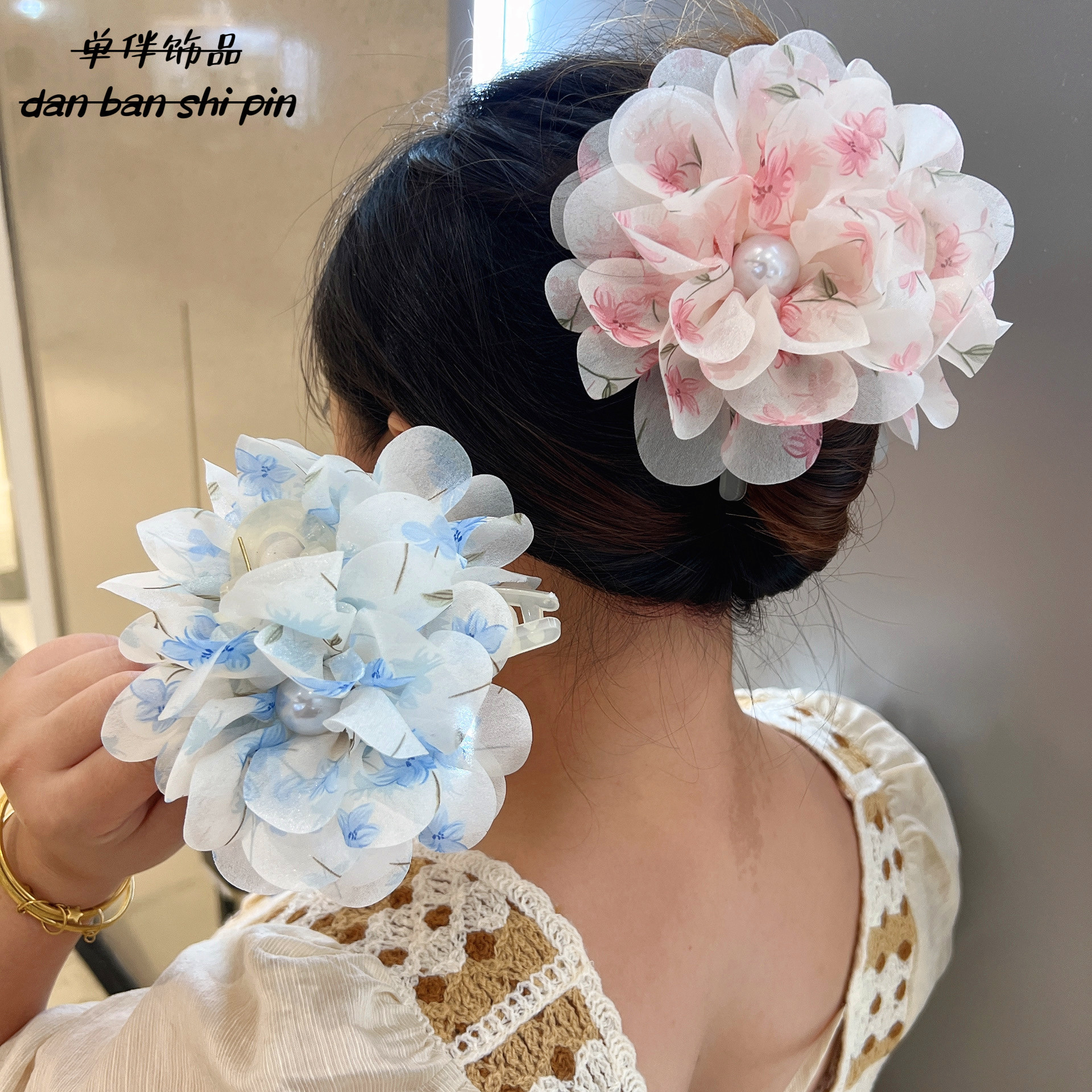 精美花朵抓夹女2024新款超仙后脑勺发夹高级感大号鲨鱼夹发卡头饰