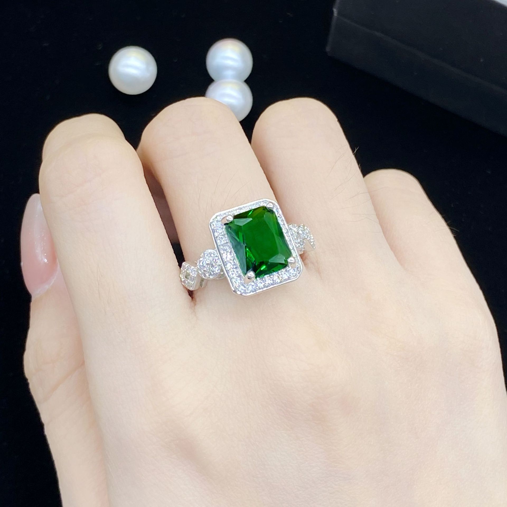 新品时尚气质长方形仿真祖母绿碧玺开口戒指女 群镶锆石活口指环