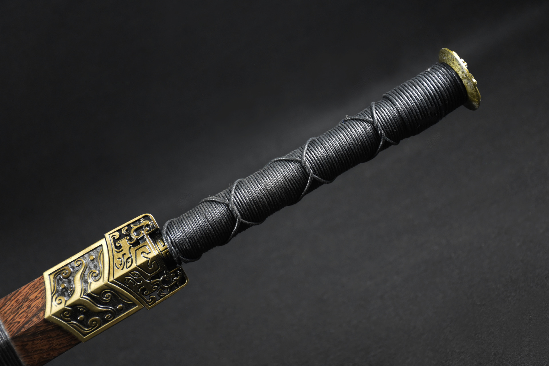 龙泉华影刀剑高碳钢剑宝剑花梨木凹槽一体长剑手工锻打汉剑未开刃