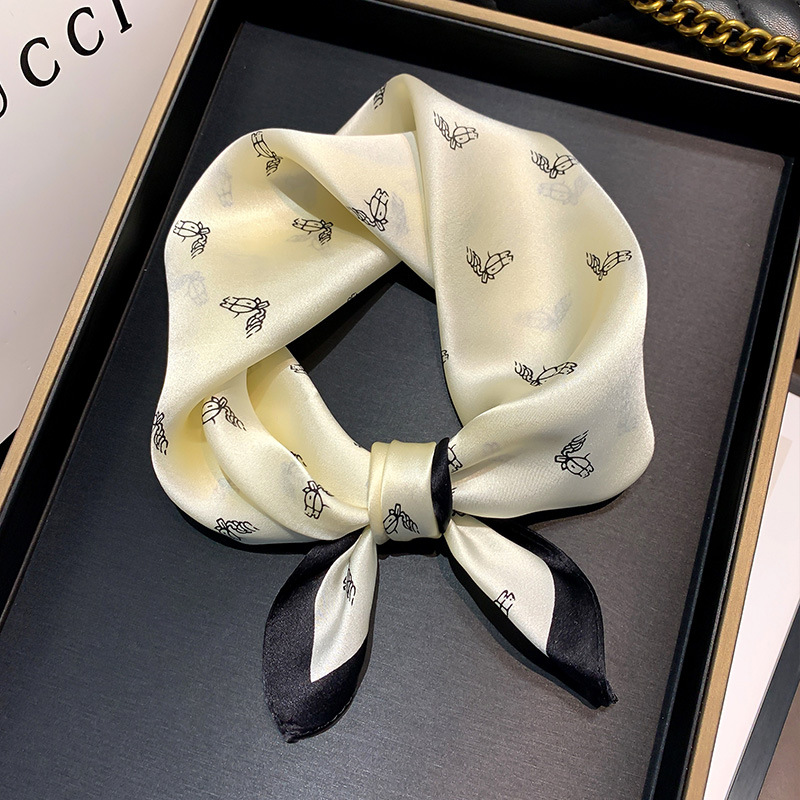 2022 New Silk Scarf Western Style Youthful-Looking Fashion Small Square Towel Printing Multi-Functional Mulberry Silk Scarf Wholesale