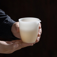 冰种羊脂玉白瓷素烧公道杯功夫茶道配件分茶器家用办公匀茶杯茶海
