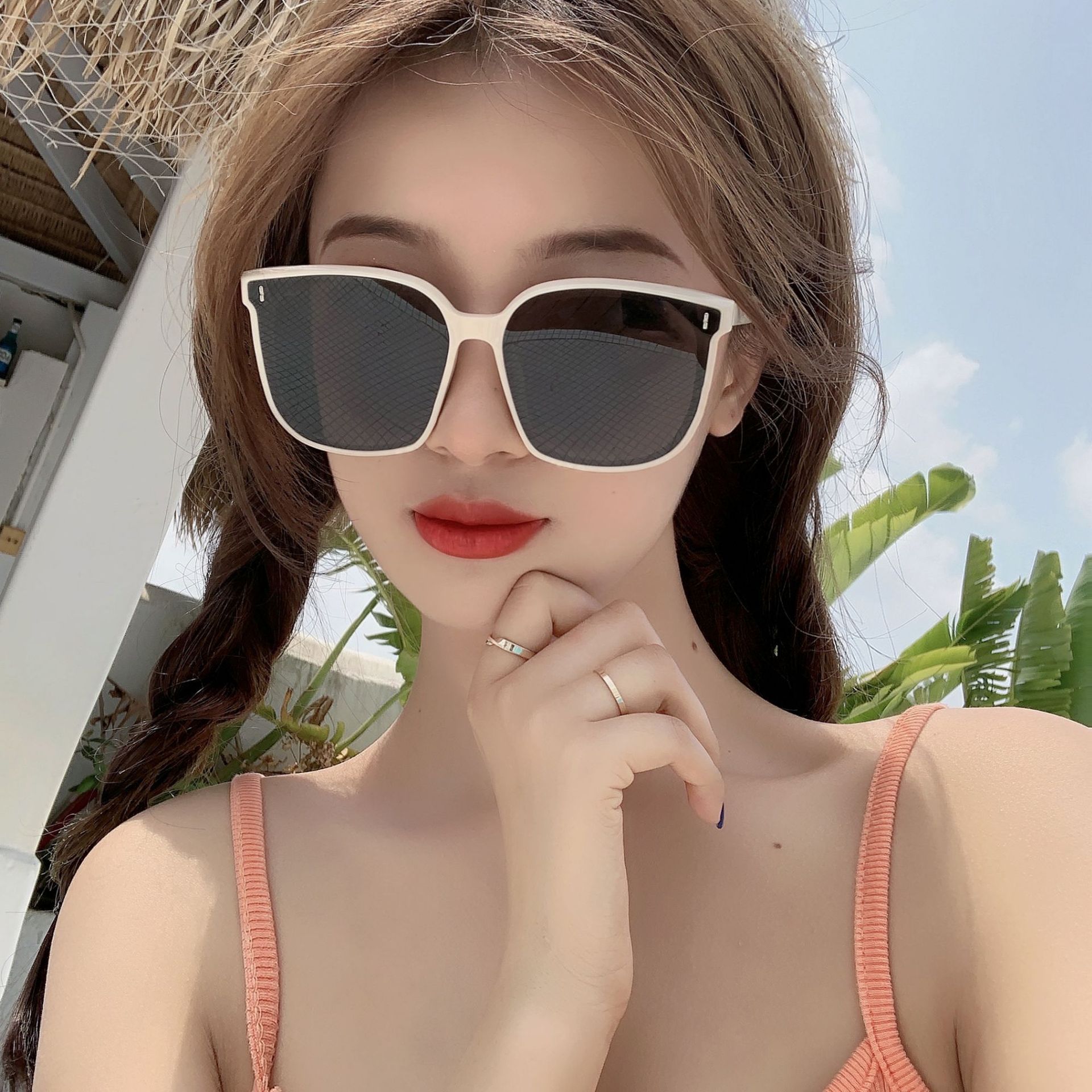 Women's Sunglasses 2023 New Summer Fashion   Celebrity Vintage Sunglasses UV Protection Ins to Make Big Face Thin-Looked