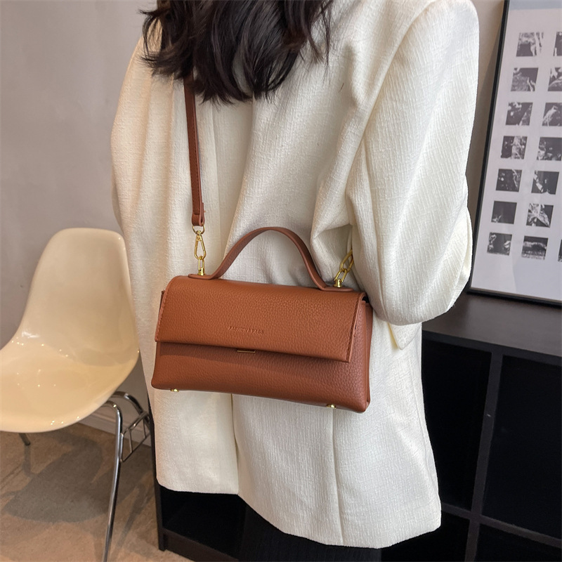 Internet Celebrity High Quality Bag Women's 2022 New Korean Style Simple Fashion Portable Shoulder Bag Trendy Crossbody Bag Small Square Bag