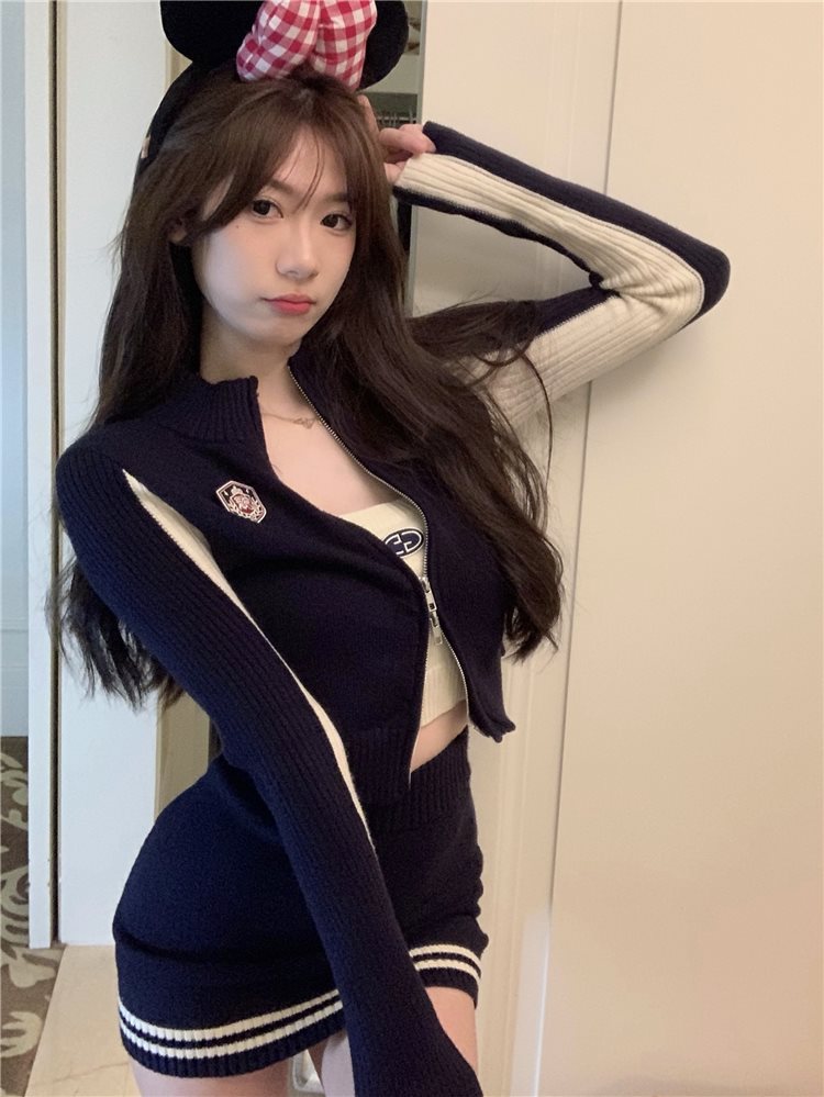 美式甜辣学院风运动休闲修身针织三件套小个子女超好看早春季套装