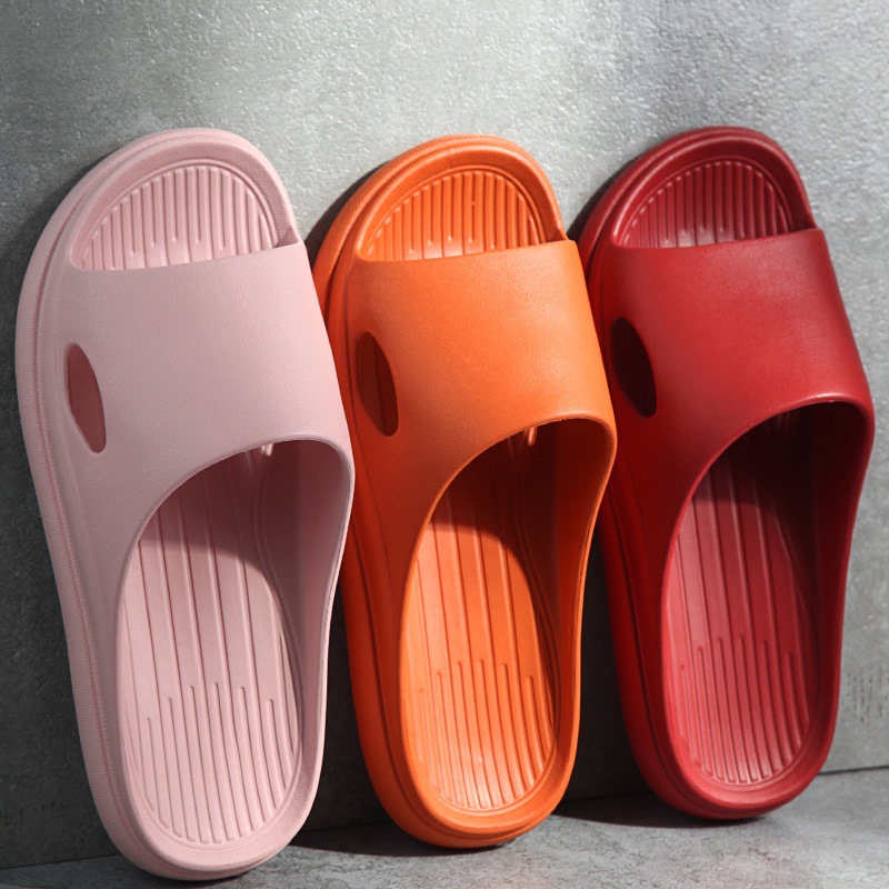 Slip-on Slippers for Women Summer Home Soft Home Non-Slip Indoor Bathroom Outdoor Wear Deodorant Men's Slippers Slip-on