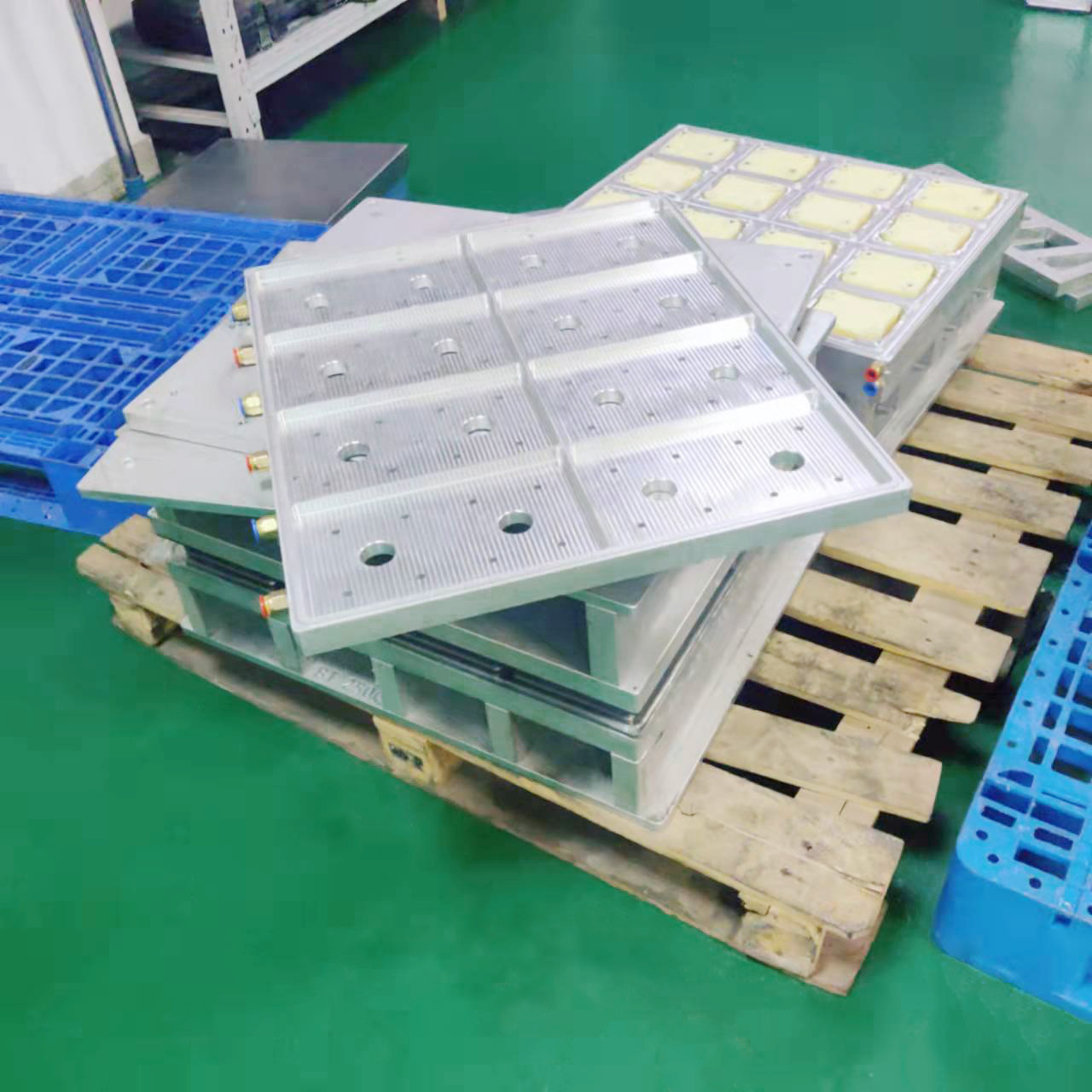 0成交0源头工厂加工定制吸塑铝模字牌水果盒正负压热压成型模快餐打包