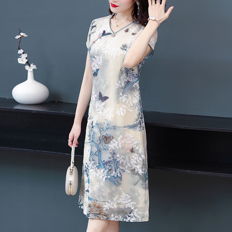 2023 Summer New Middle-Aged Mom Summer Clothes Commuting Elegant Western Style Mid-Length Improved Cheongsam Dress Women's Clothing