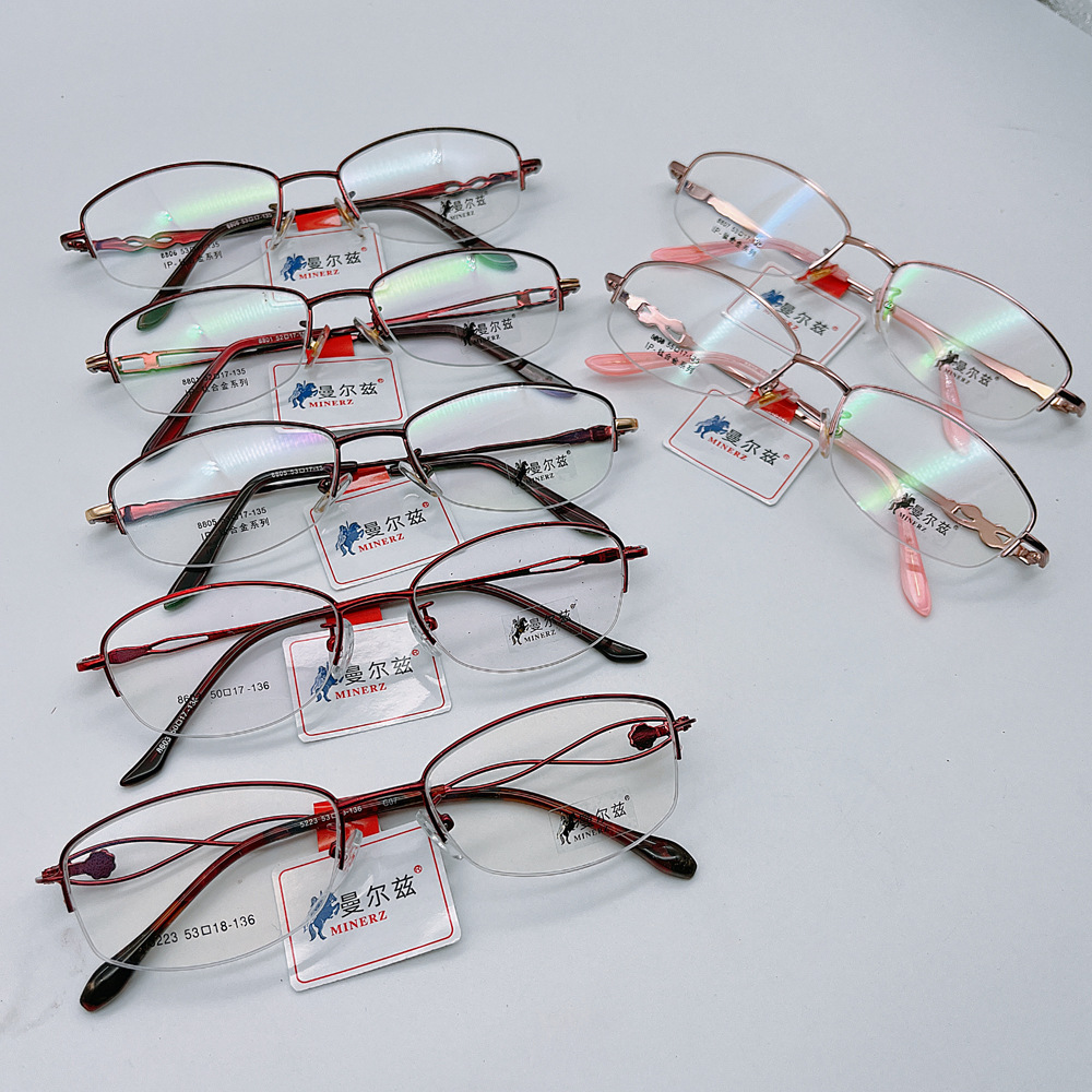 tr眼镜架;塑钢眼镜架;纯钛眼镜架所在地:丹阳市 开发区 大泊镇富民路8