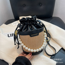 新款编织手提小包包拼接设计小众珍珠水桶包撞色百搭高级感斜挎包