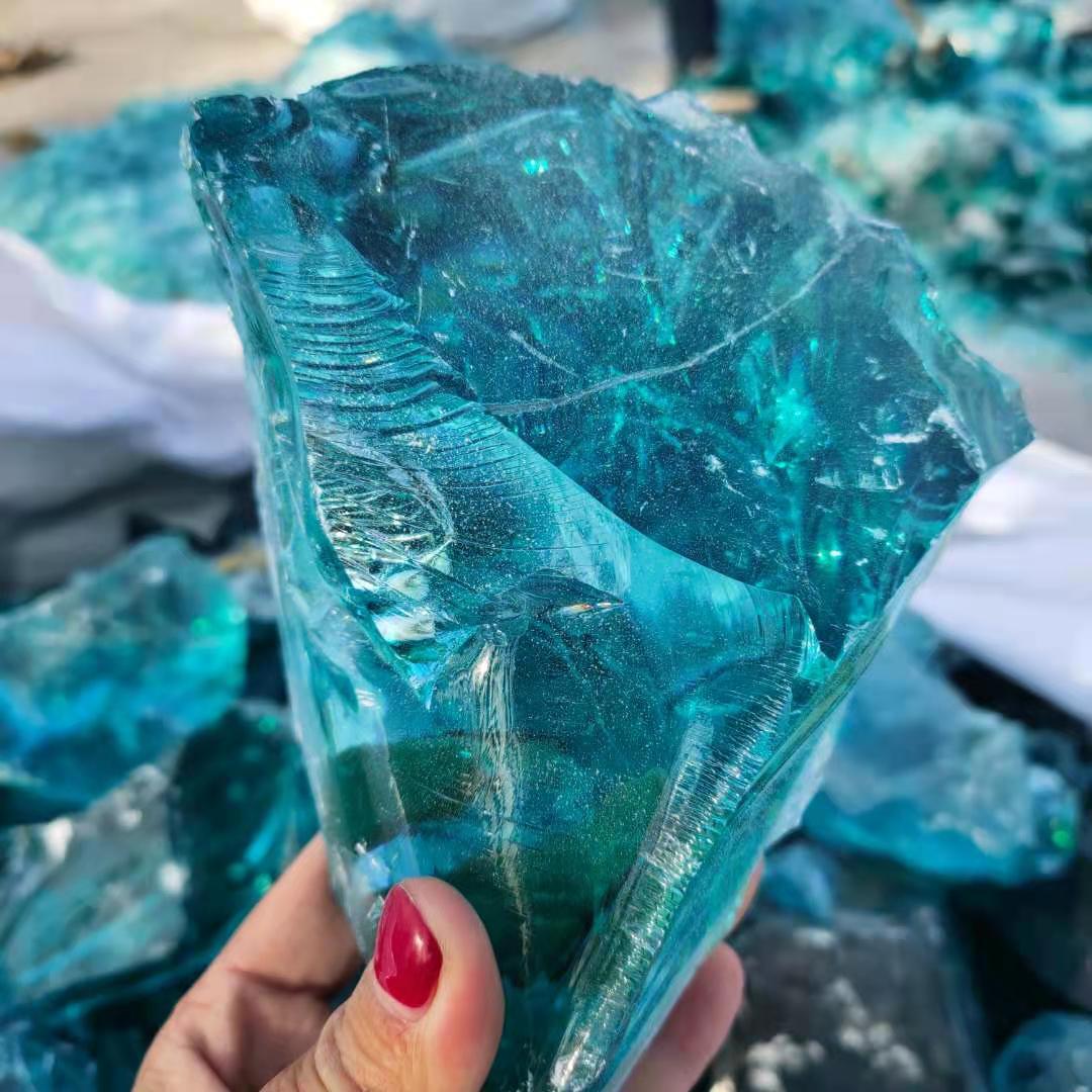 造景玻璃块浅蓝海蓝玻璃石庭院装修景观园林装饰雕刻玻璃块批发