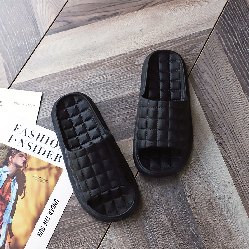 2022 Summer Slippers Household Minimalist Japanese Home Couple Non-Slip Soft Back Thick Back Slippers Men and Women Bathroom Slippers