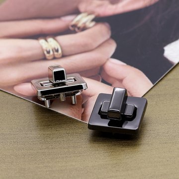 新款方形箱包锁扣金属卡扣diy女包搭扣外套西装对扣拧扣大衣转扣