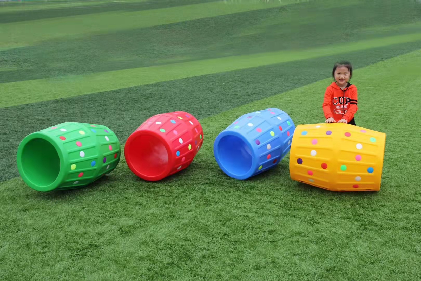 滚筒玩具彩色滚筒塑料大滚筒感统训练器材幼儿园感统训练幼儿钻洞