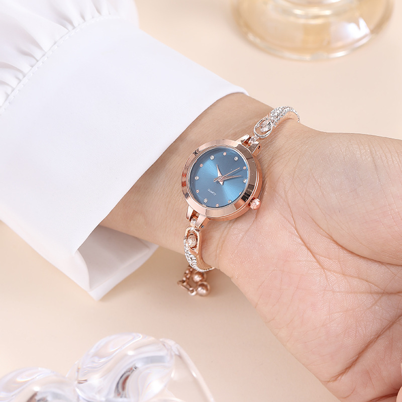 Cross-Border Girls' Watch Fashion Diamond-Embedded Ins Preppy Style Elegant Dial Decoration Lazy Pull Women's Bracelet Watch
