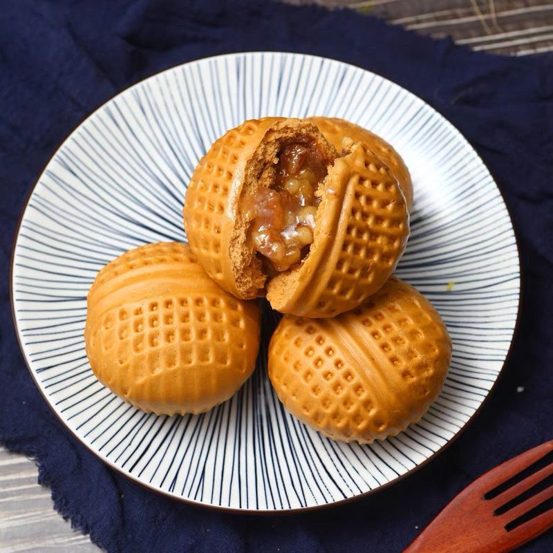 广式早茶多种口味核桃包叉烧包流沙包点心港式茶餐厅早餐下午茶