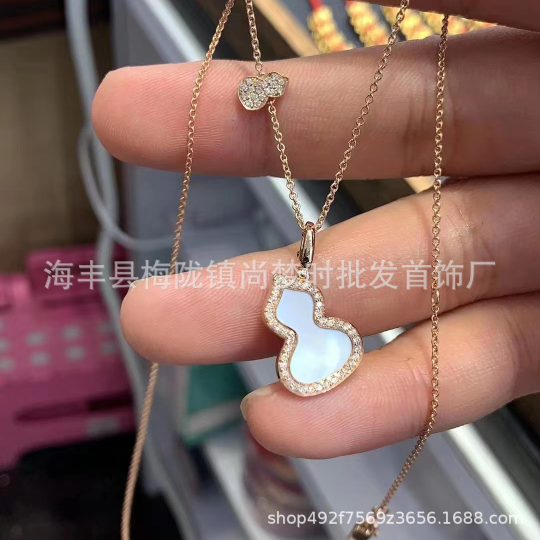 Large and Medium Gourd Necklace Female 18K Rose Gold Plated Clavicle Chain Red Agate Pendant Live Delivery Factory Direct Sales