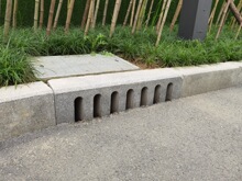 00仿芝麻黑pc侧石混凝土路沿石水泥路牙600*120*200杭州泽林建材有限