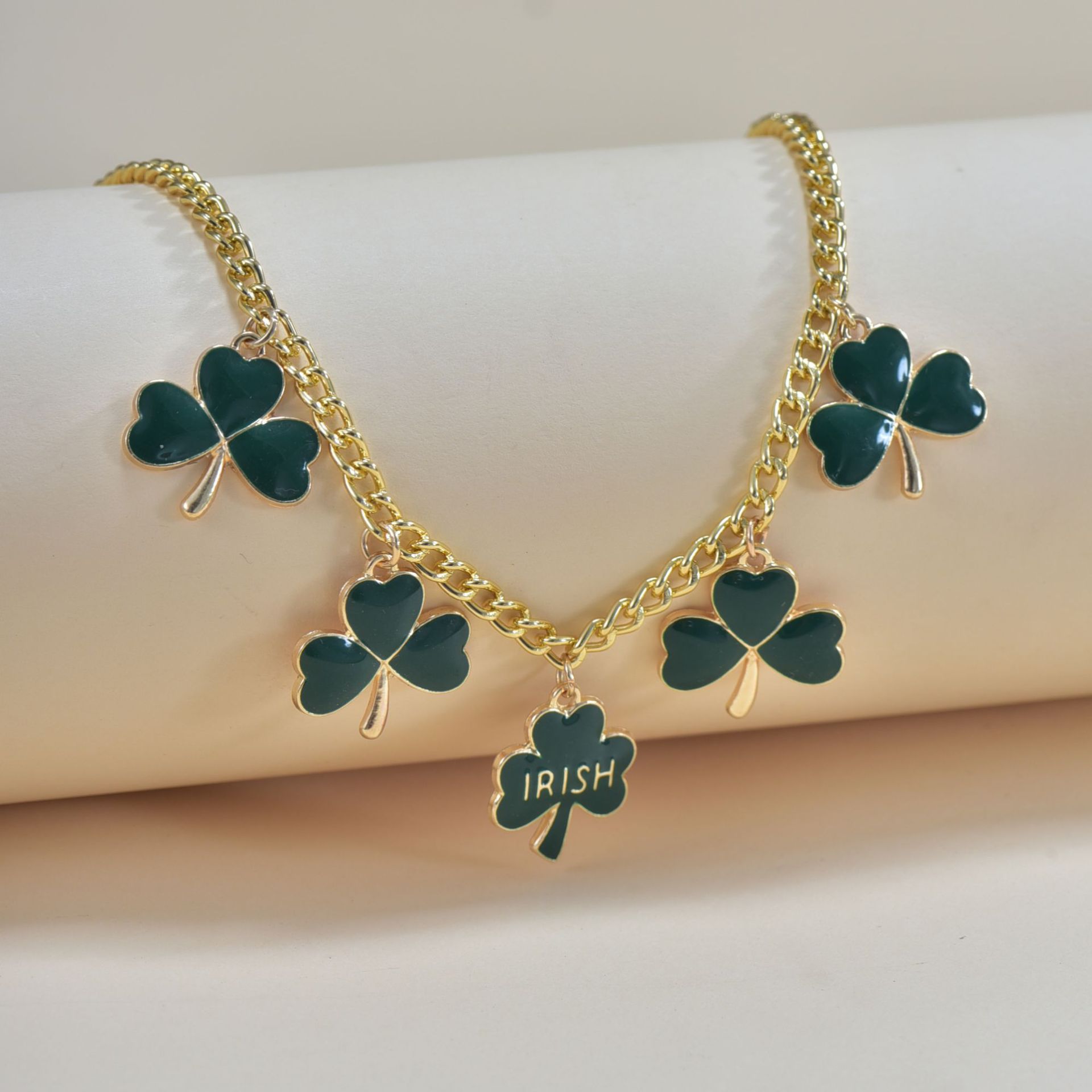 厂家直销欧美三叶草项链吊坠项饰时尚首饰欧美饰品跨境微商