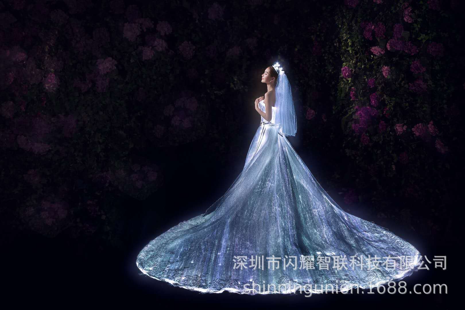 led光纤发光婚纱 抖音爆款发光婚纱 纤维发光晚礼服 高级定制发光