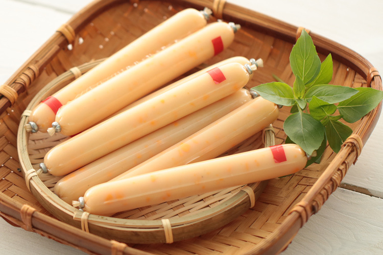 日本进口零食 车打芝士12%鱼肠芝士鱼肉肠272g8条装批发