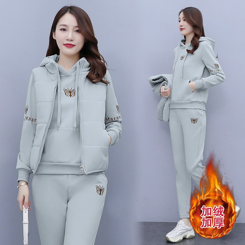 加绒卫衣套装女春秋2024年新款时尚马甲连帽休闲运动服三件套加厚