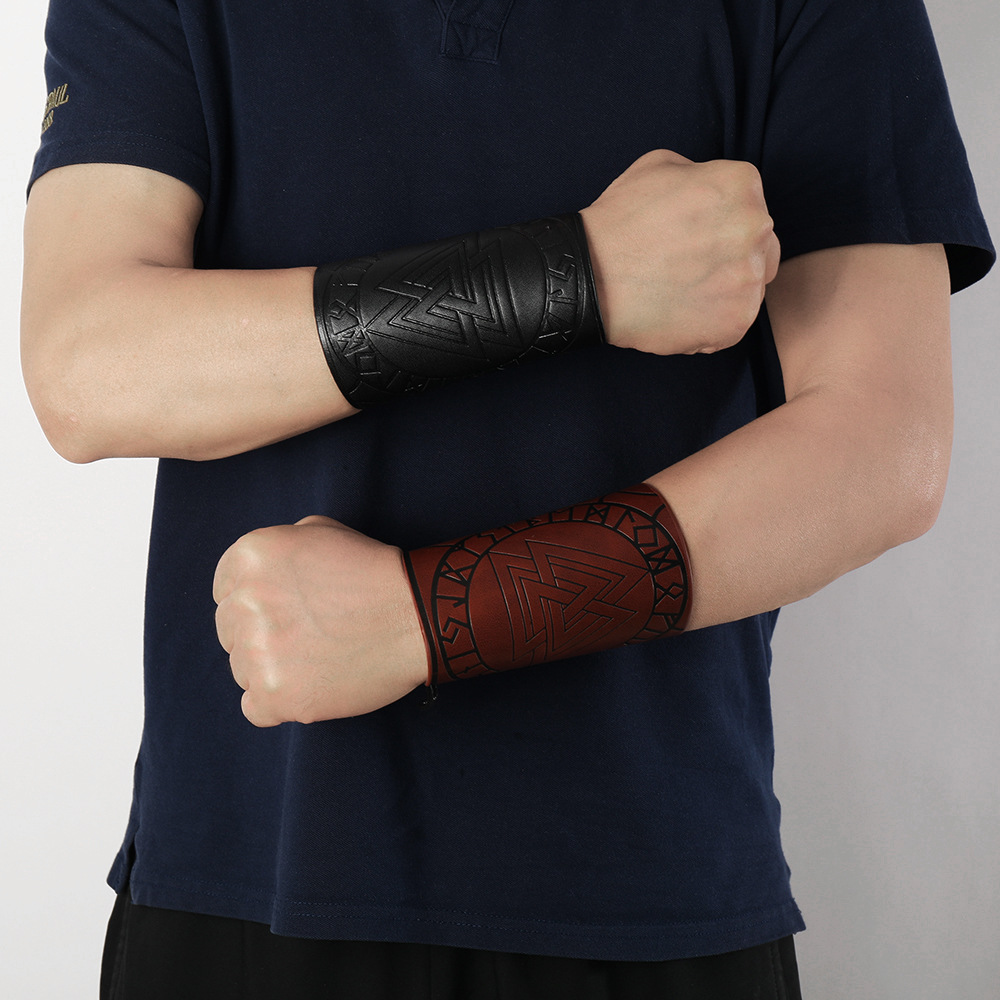 朋克摇滚哥特式皮革护臂复古北欧维京图腾舞台道具绑带手带护具