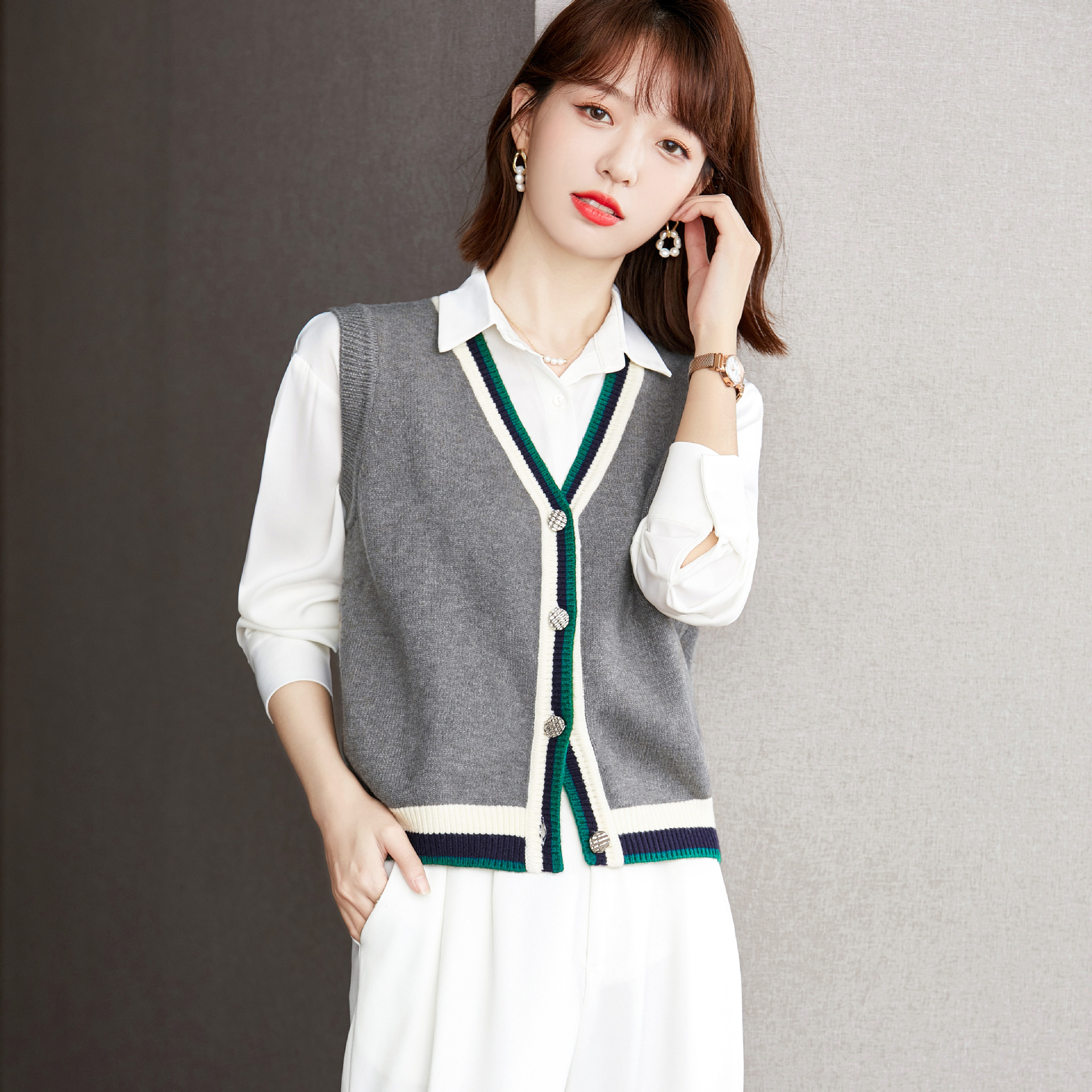 2021秋冬新款时尚百搭无袖撞色针织开衫背心马甲毛衣外套女