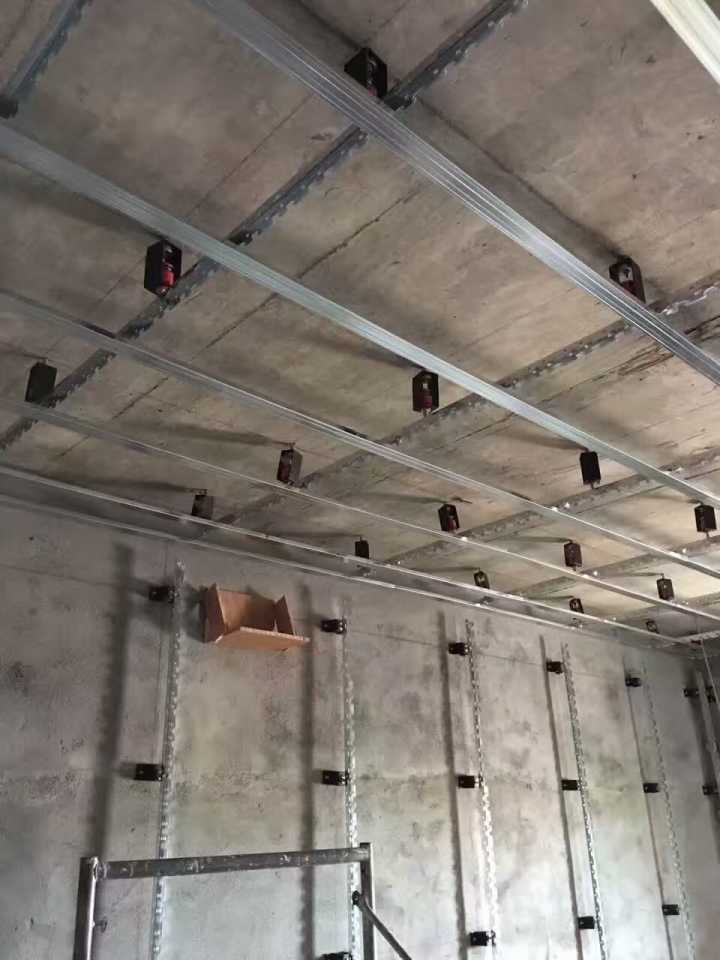 河北墙面天花吊顶减震器吊杆丝杆硅胶隔音胶酒吧ktv隔音减振器