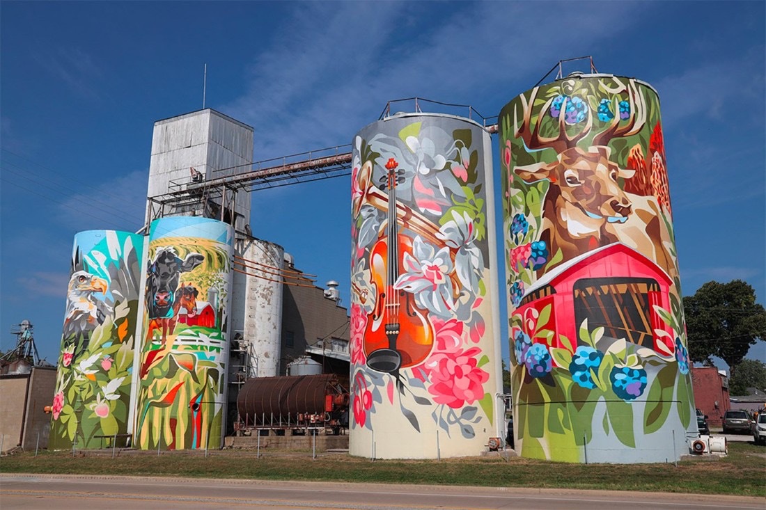 江苏筒仓彩绘烟囱彩绘厂家冷却塔墙绘涂鸦手绘壁画多少钱厂家