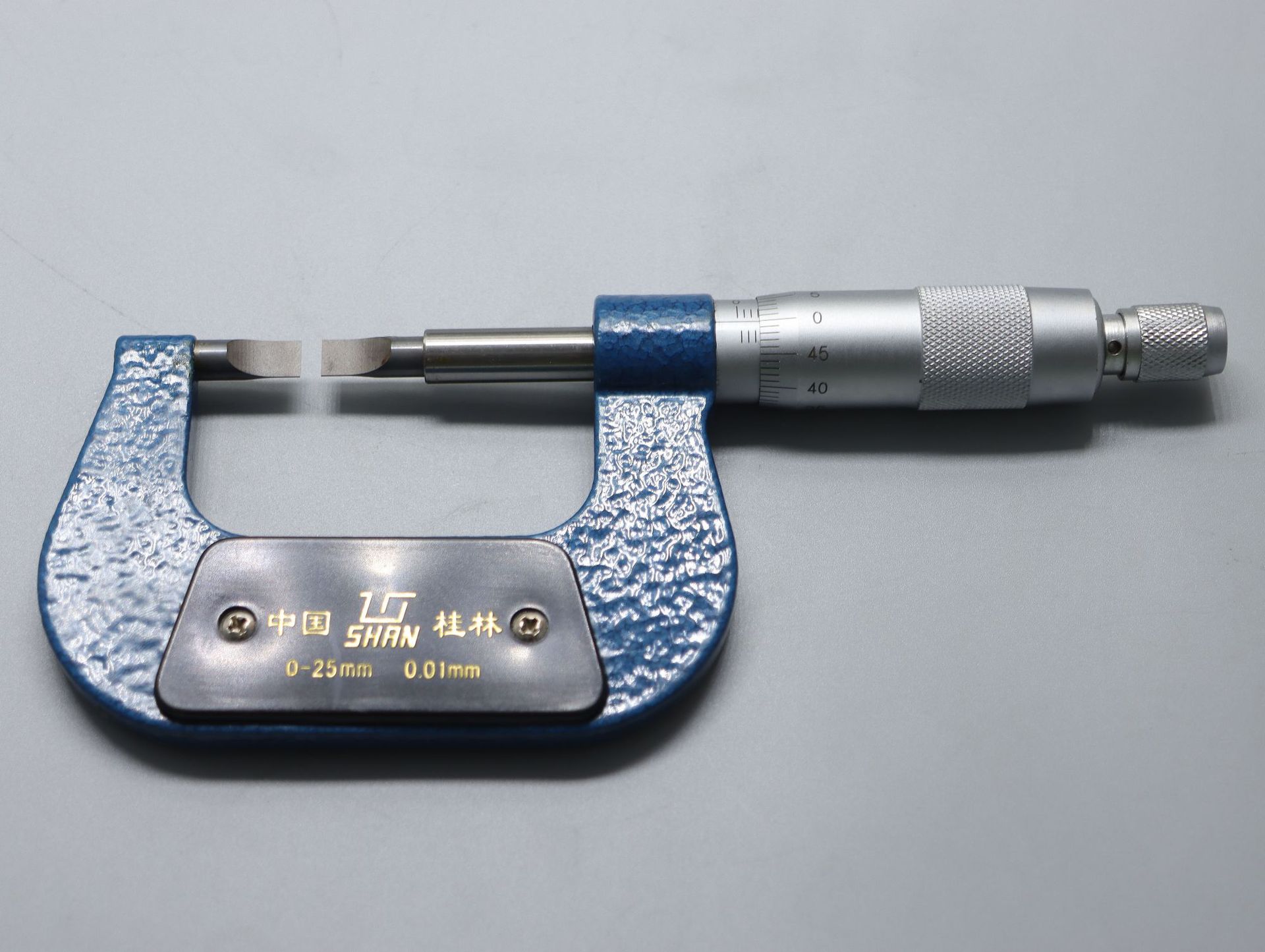 桂林桂量刀口型千分尺0-25精度0.01mm叶片薄片外径测量千分尺正品