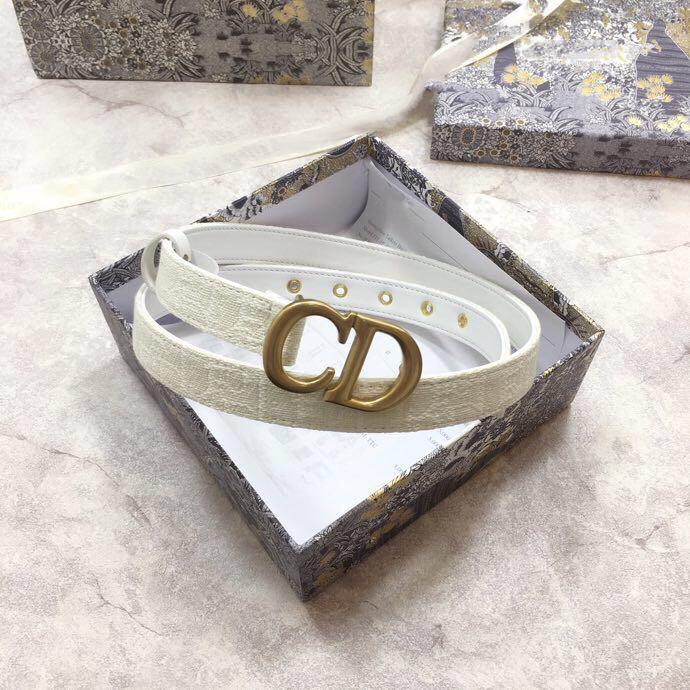 高版cd腰带网红同款女士皮带铜扣时尚百搭2.