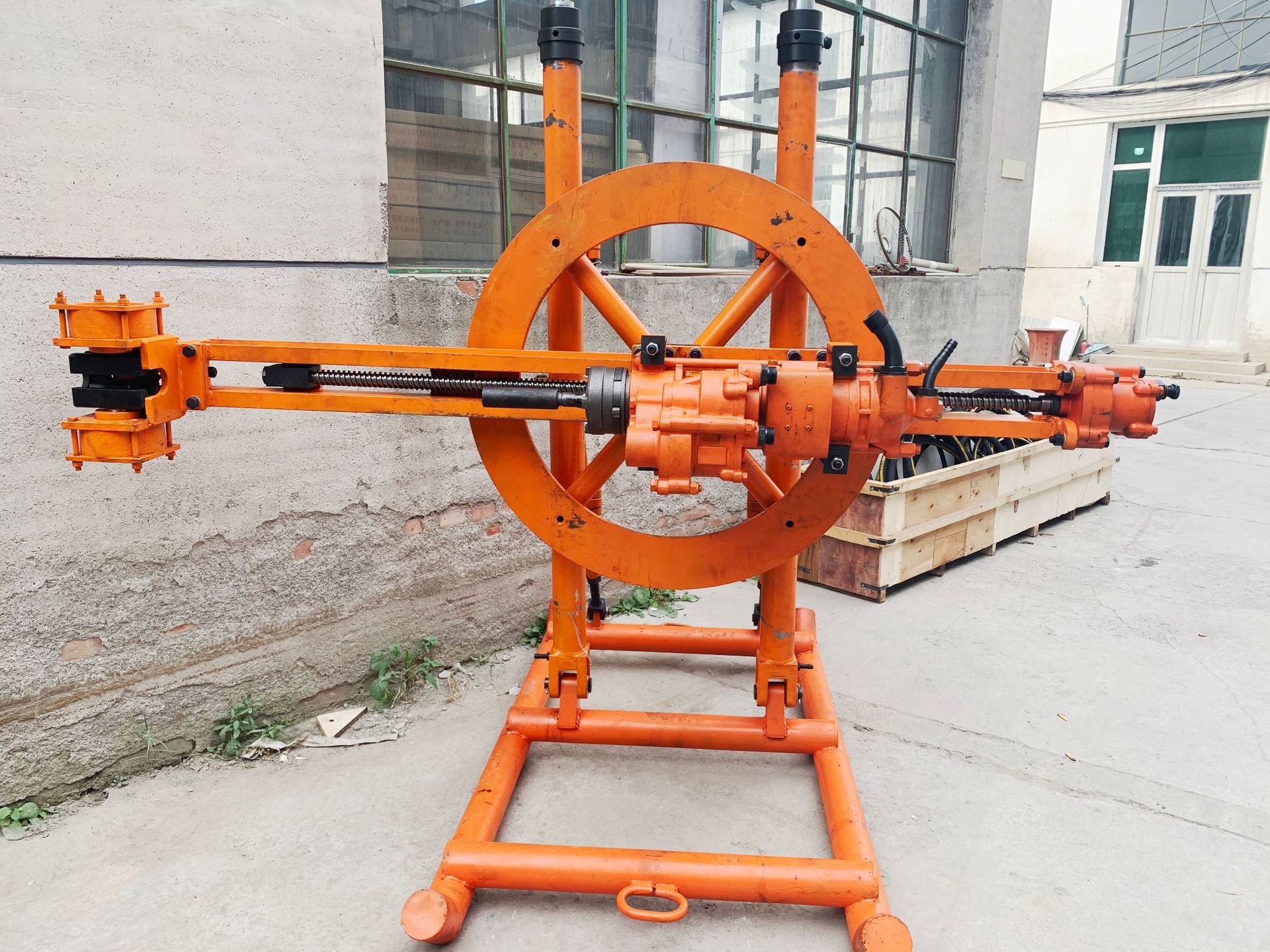 厂家销售导轨式独立回转凿岩机南京ygz90圆盘钻机