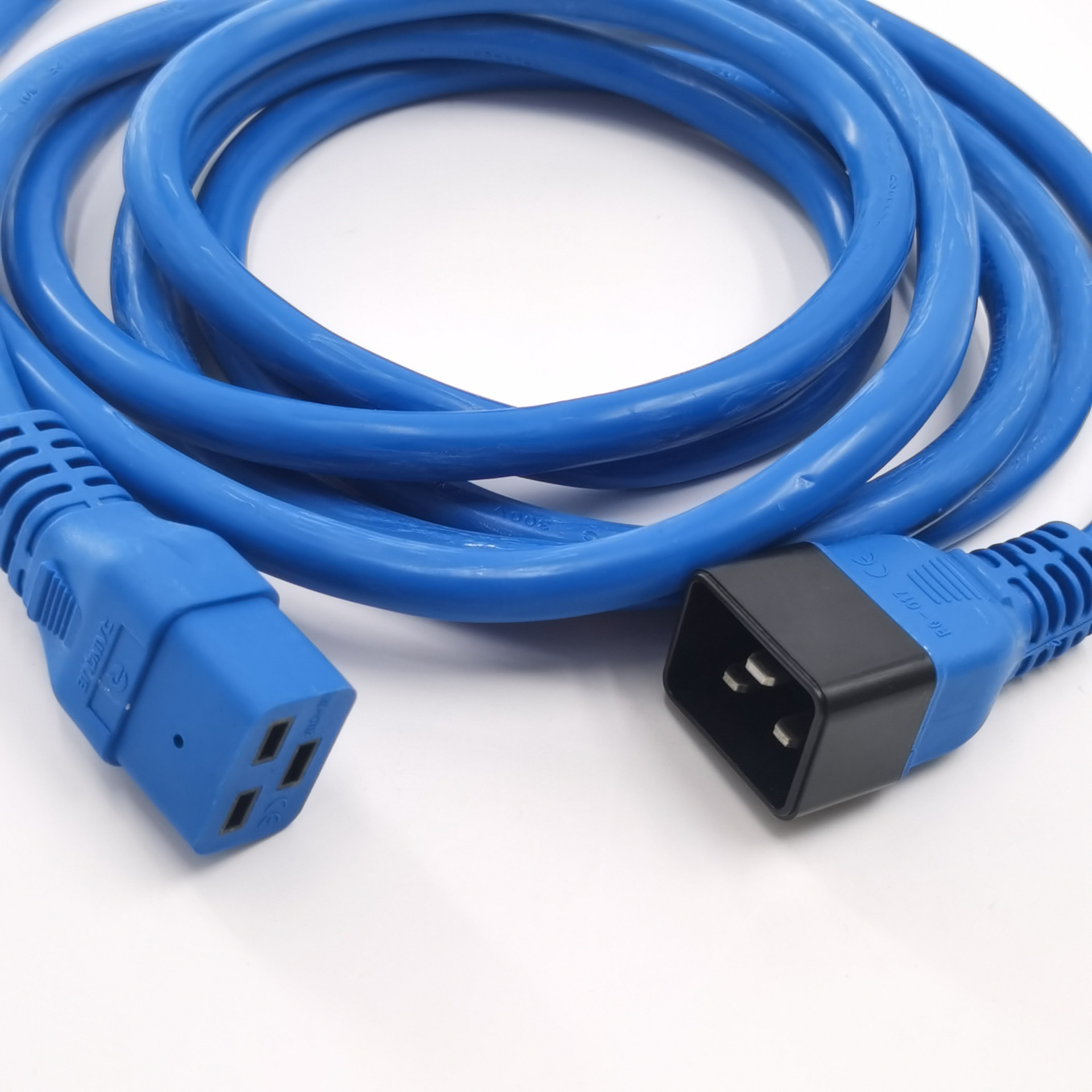 厂家生产pdu机柜插头c19转c20插头16a插头延长线c13转c14