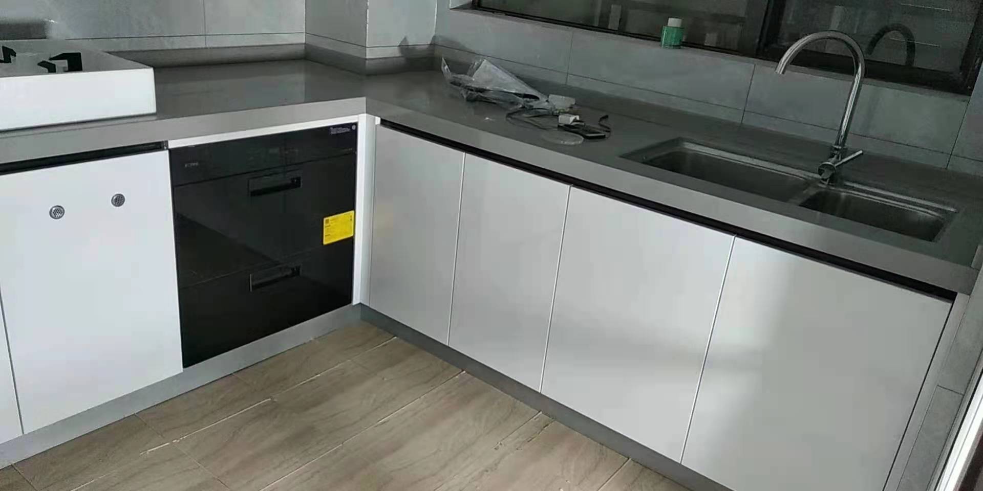 石英石橱柜台面广州加工厂家全屋定制厨房白色台面简约定制加工