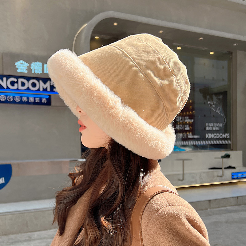 Autumn and Winter Thickening Plush Warm Fisherman Hat Women's Cold-Proof Windproof Earflaps Bucket Hat Northern Winter Curling Mongolian Hat