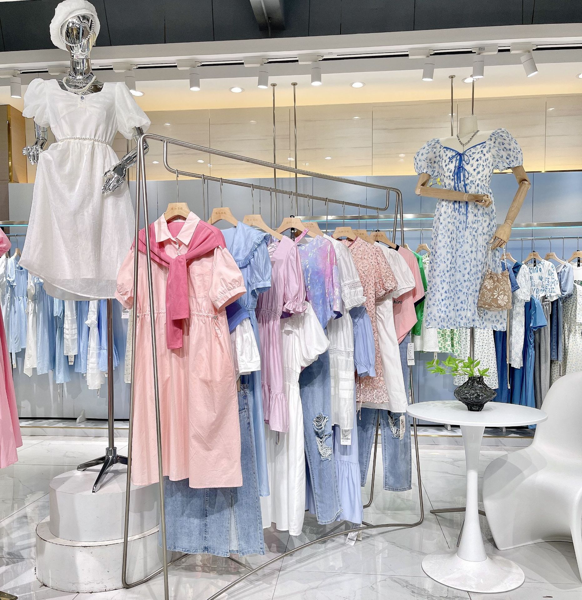 乐町商场专柜撤柜裙子夏季女装品牌折扣清仓尾货走份直播批发货源