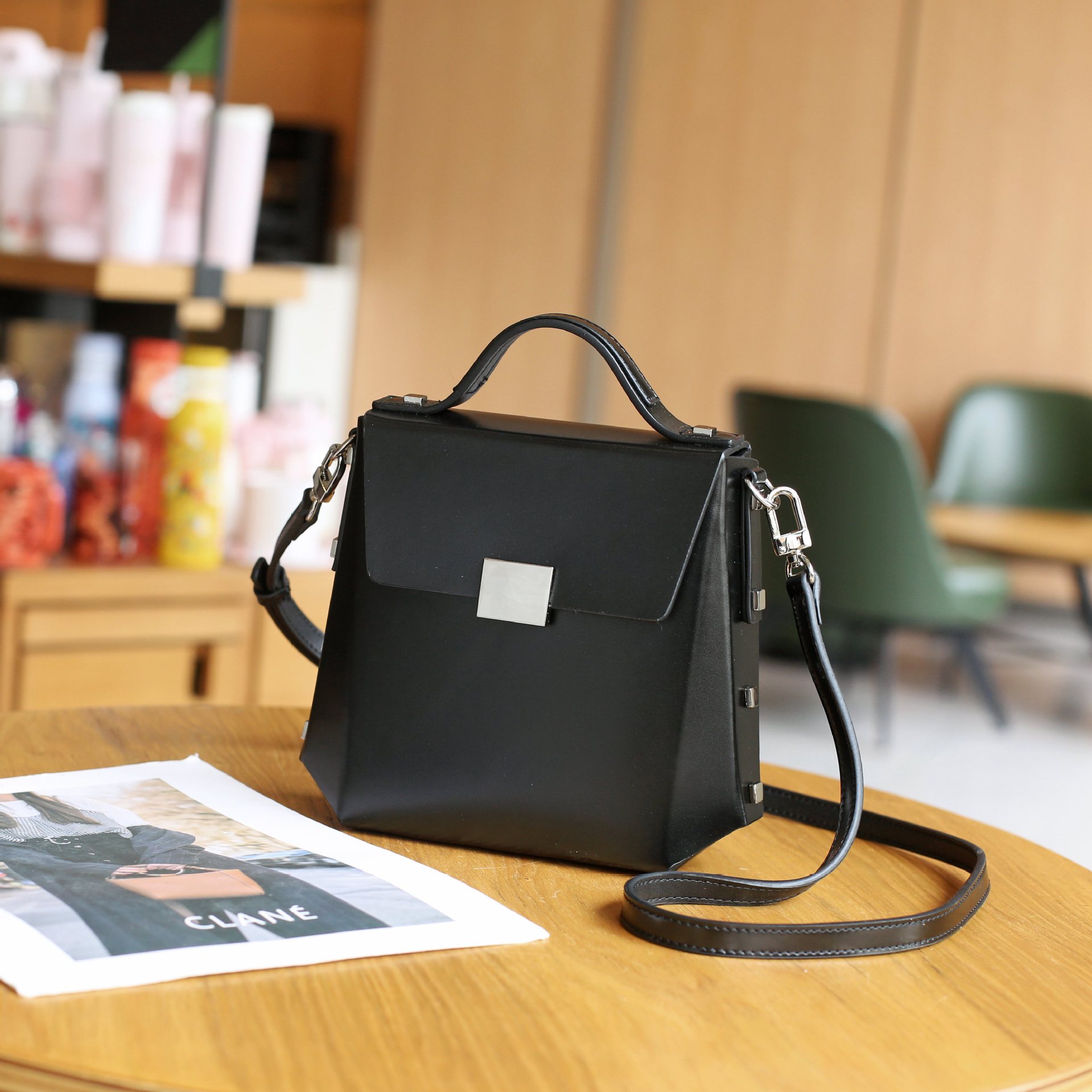 真皮女包包2024新款小众原创设计感时尚手提斜挎方形盒子包潮