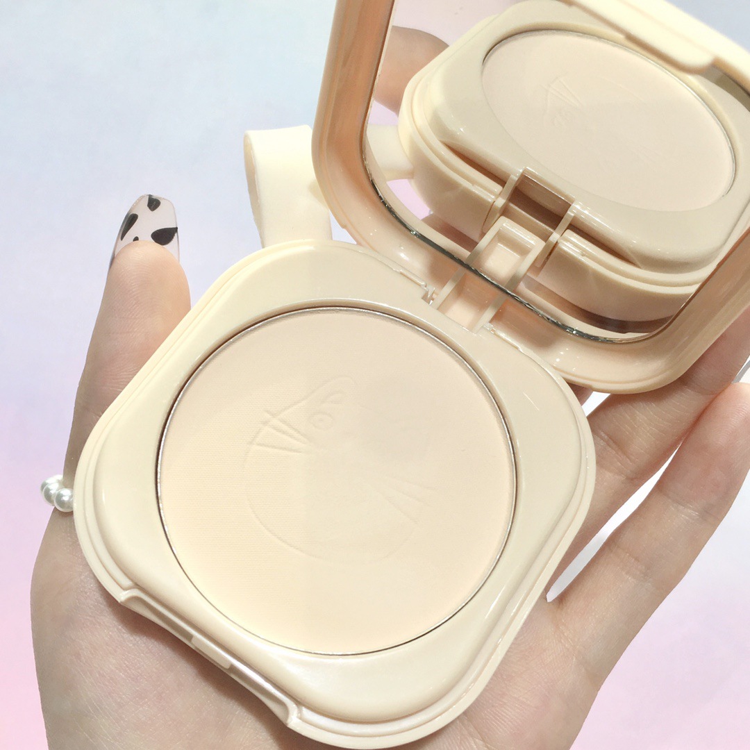 蕾琪柔焦修容粉饼 清爽定妆修饰肌肤丝滑透气不易浮粉k0113