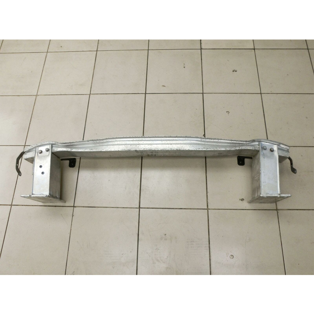 保险杠骨架前杠横梁适用于奥迪a4 b8 new model前杠骨架8k0807114