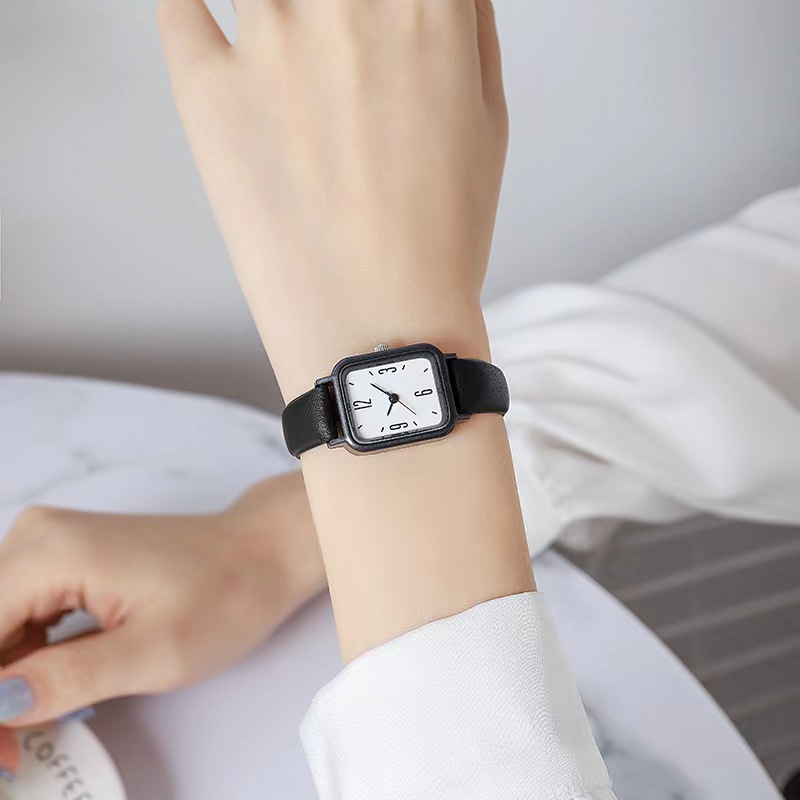 New One Piece Dropshipping Popular Women's Fashion Watch Korean Style Simple Small Square Niche Watch Student Watch