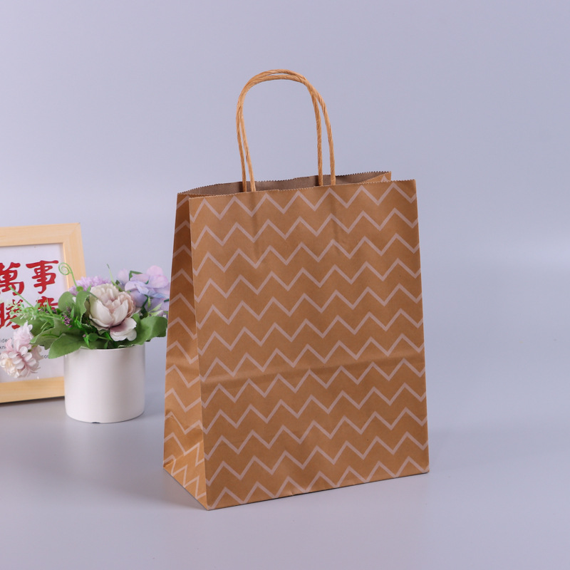 Spot Kraft Paper Bag Gift Clothing Hand-Held Packing Bags Take-out Food Packing Bag Gift Gift Bag