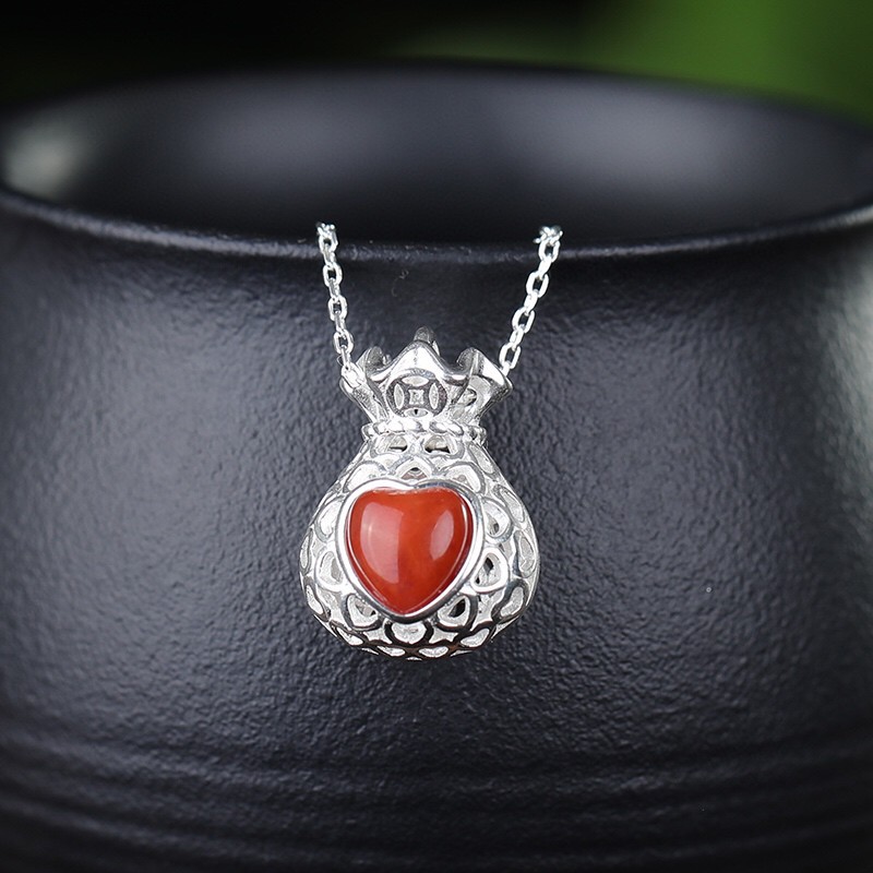 s925纯银镶嵌天然南红福字钱袋镂空水滴吊坠复古气质古典项坠挂件