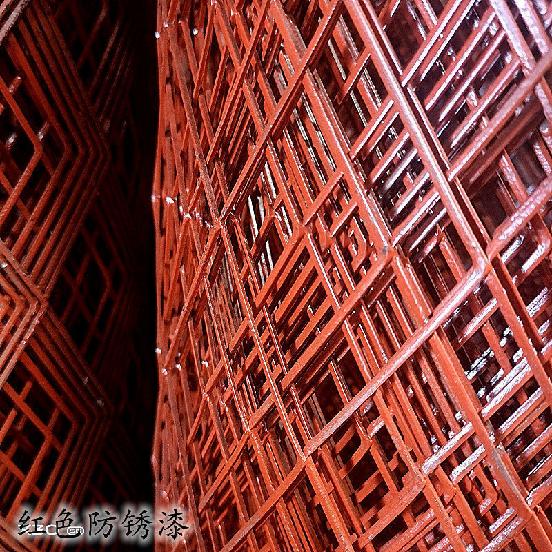 钢板网红色铁丝网菱形网硬铁网玉米网养殖网安全围栏网护坡用网